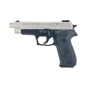Pistolet Sig Sauer P226S - 9x19 mm, widok z lewej strony