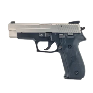 Pistolet Sig Sauer P226S - 9x19 mm, widok z lewej strony